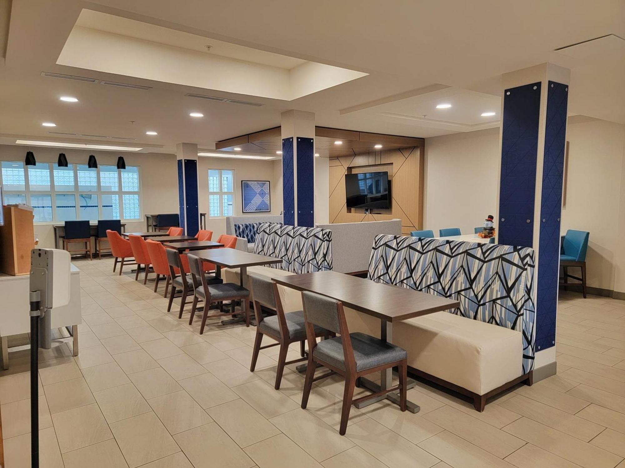 Holiday Inn Express Hotel & Suites Idaho Falls By Ihg Eksteriør billede